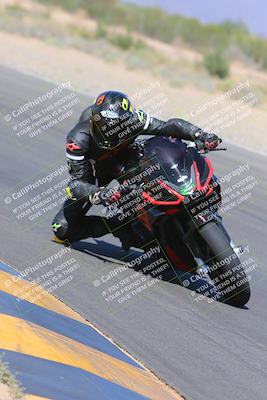 media/Oct-01-2023-SoCal Trackdays (Sun) [[4c570cc352]]/Turn 7 Inside (11am)/